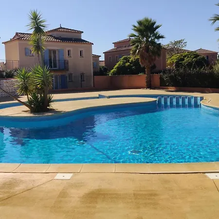 Cosy Et Equipe Ideal Couples Et Golf Béziers